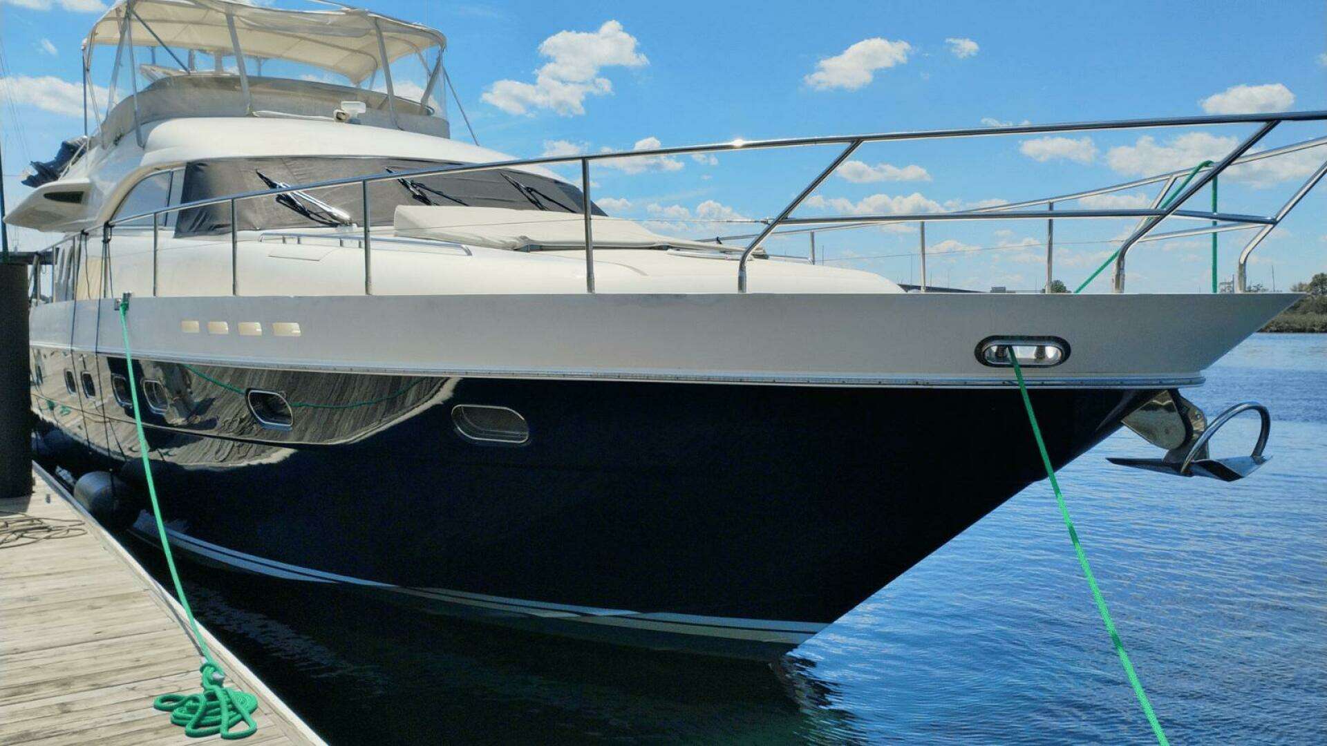 2001 Viking Princess 72 - Image 3