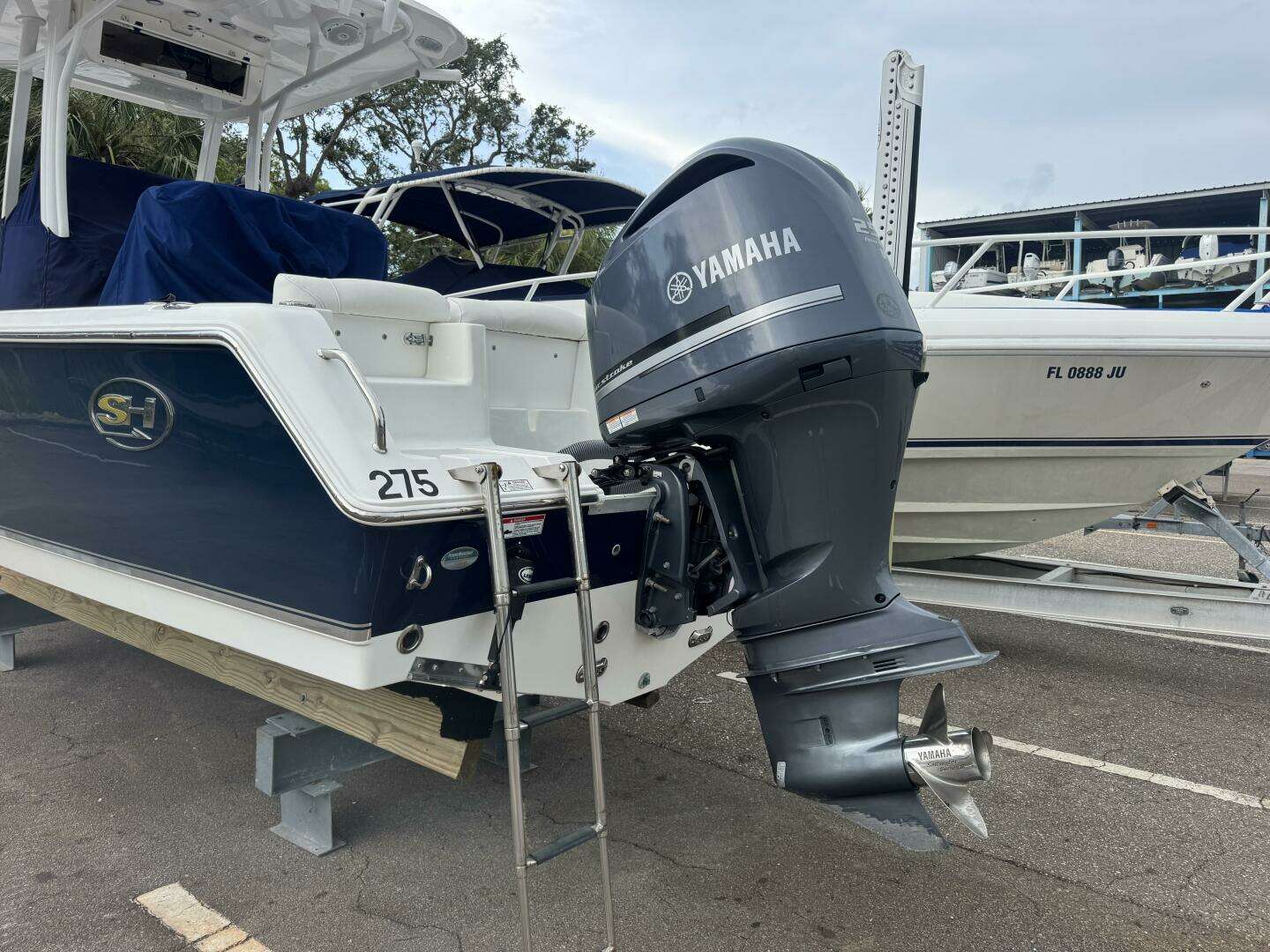 2017 Sea Hunt 235 Ultra SE - Image 6