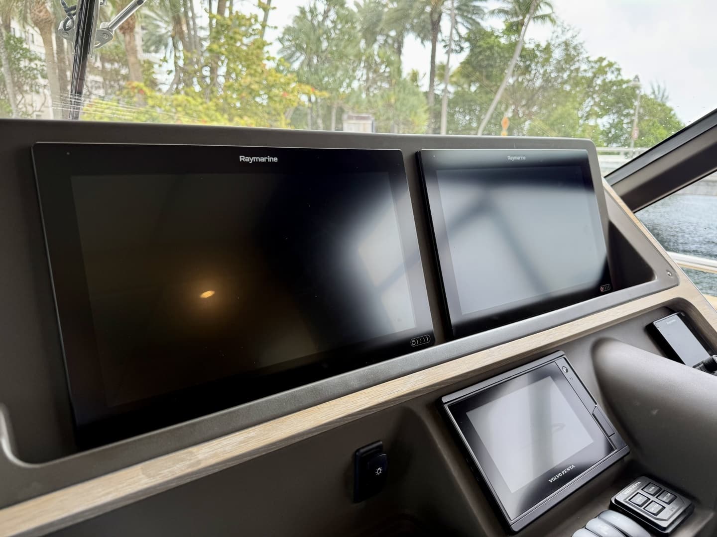 2020 Azimut Magellano 66 - Image 39