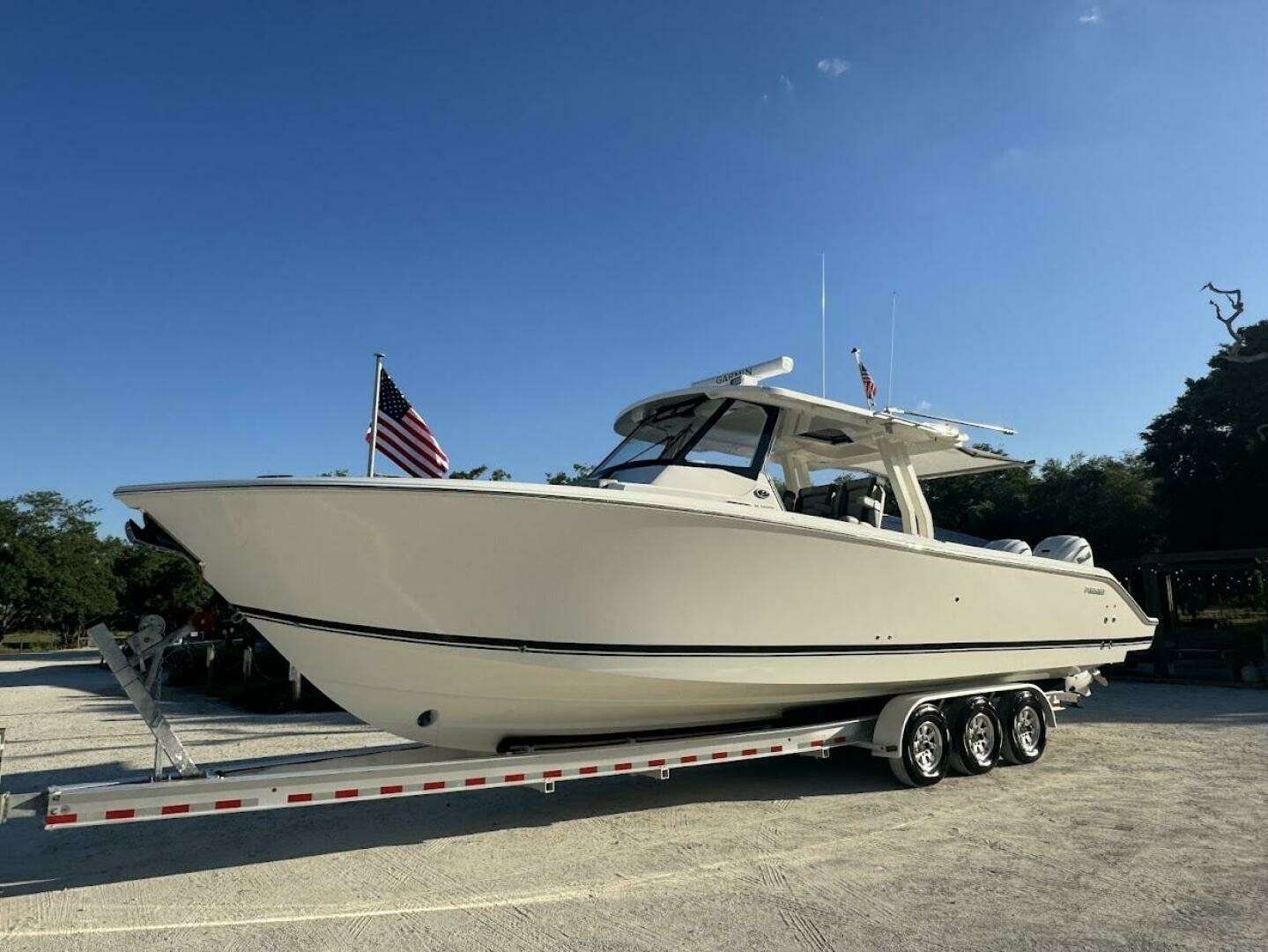 2024 Pursuit S358 - Image 14