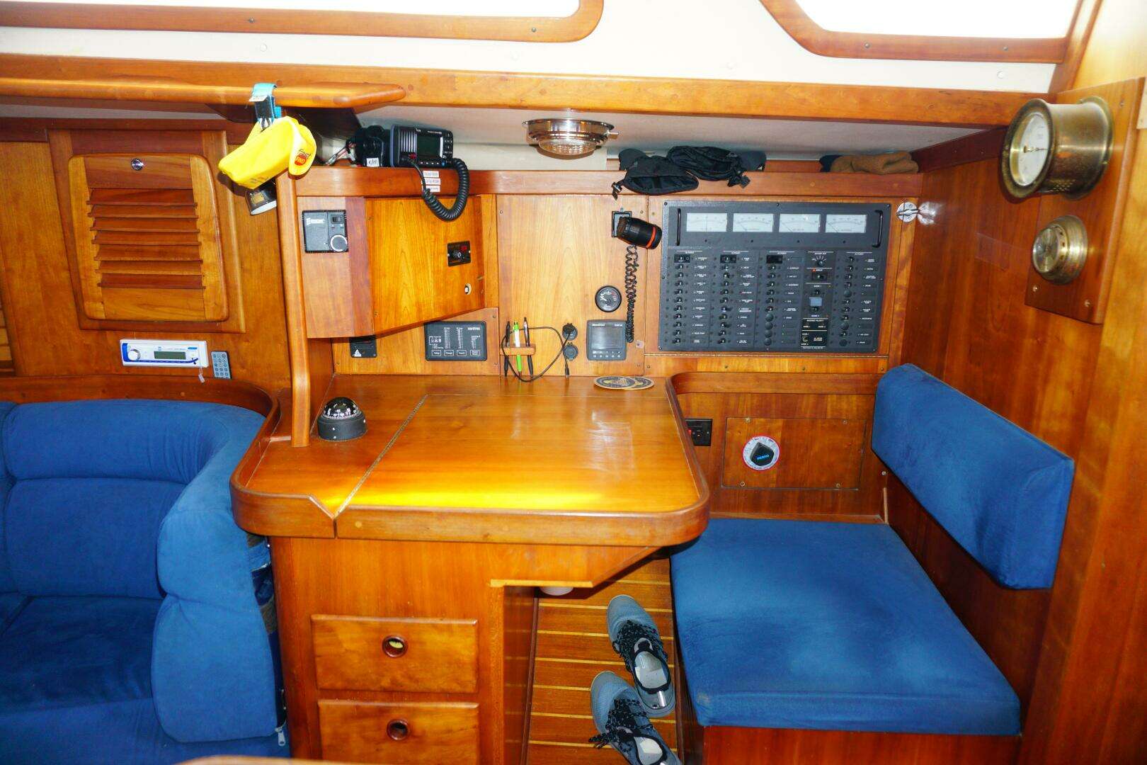 1998 Sabre 402 - Image 12
