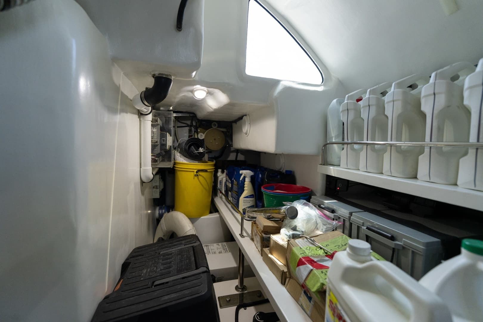 2016 Marlow Explorer 58E - Image 95