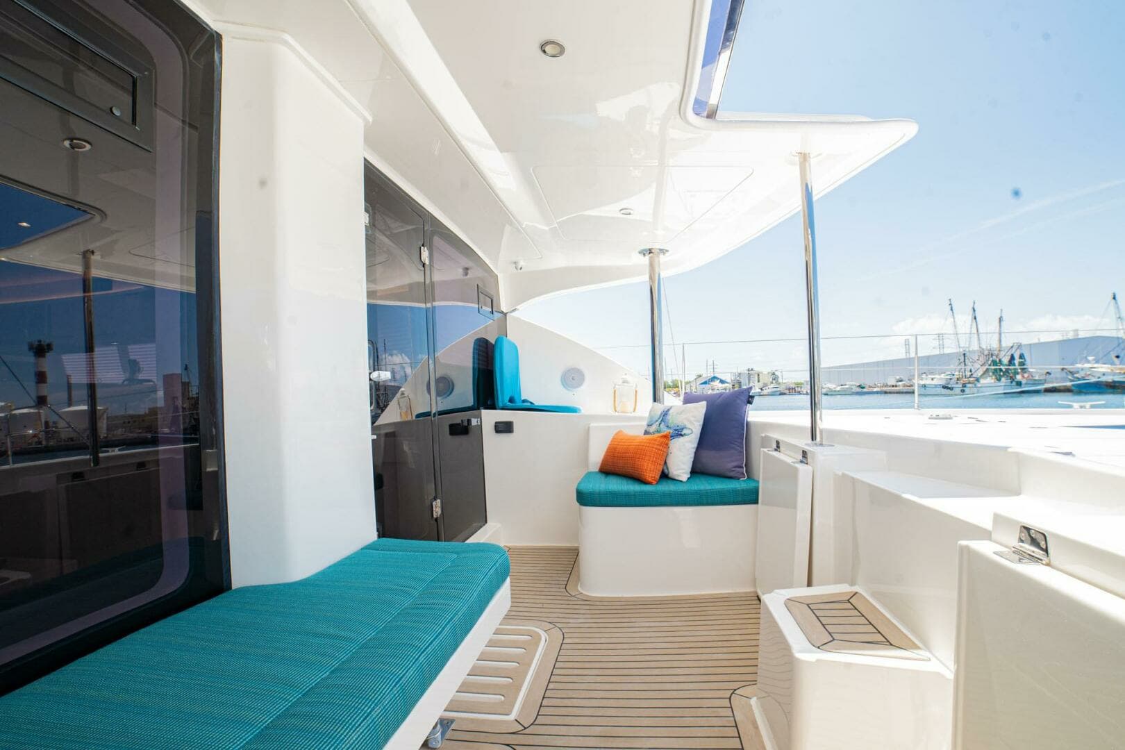 2018 Leopard 58 - Image 44
