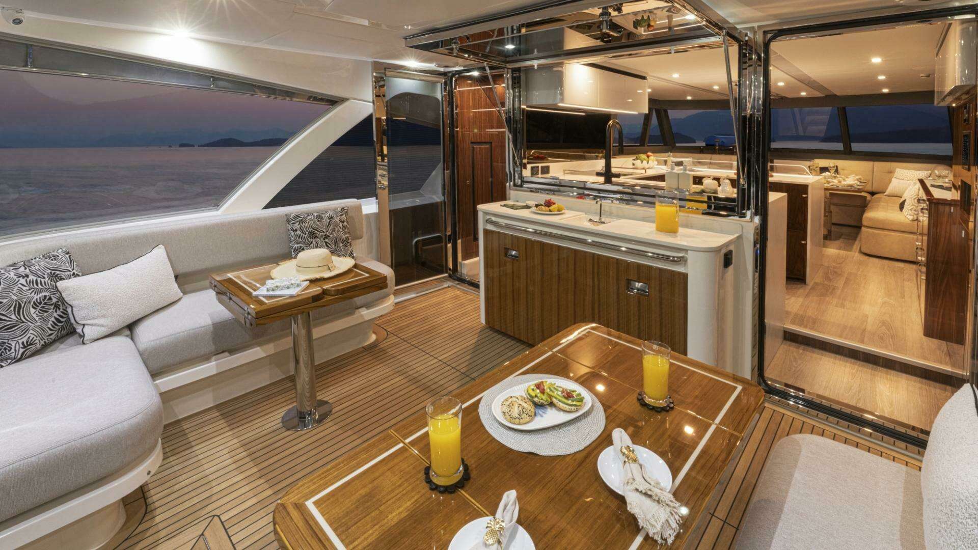 2026 Riviera 72 Sports Motor Yacht Series II - Image 10