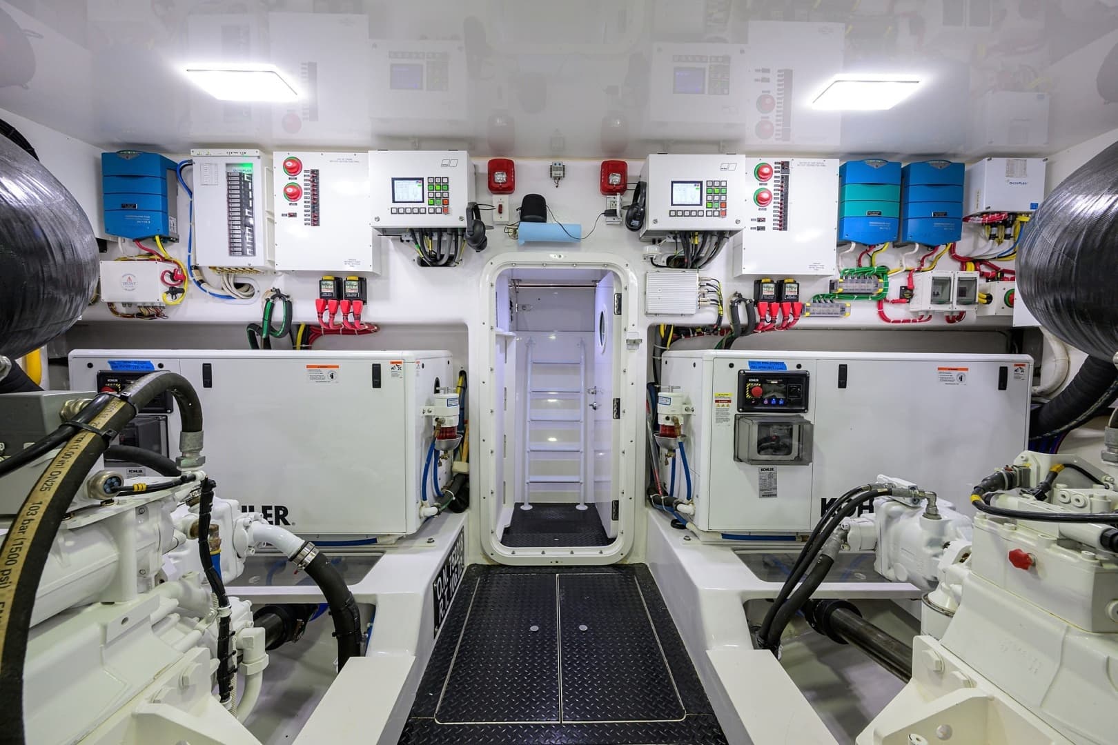 2023 Viking 80 Skybridge - Image 49