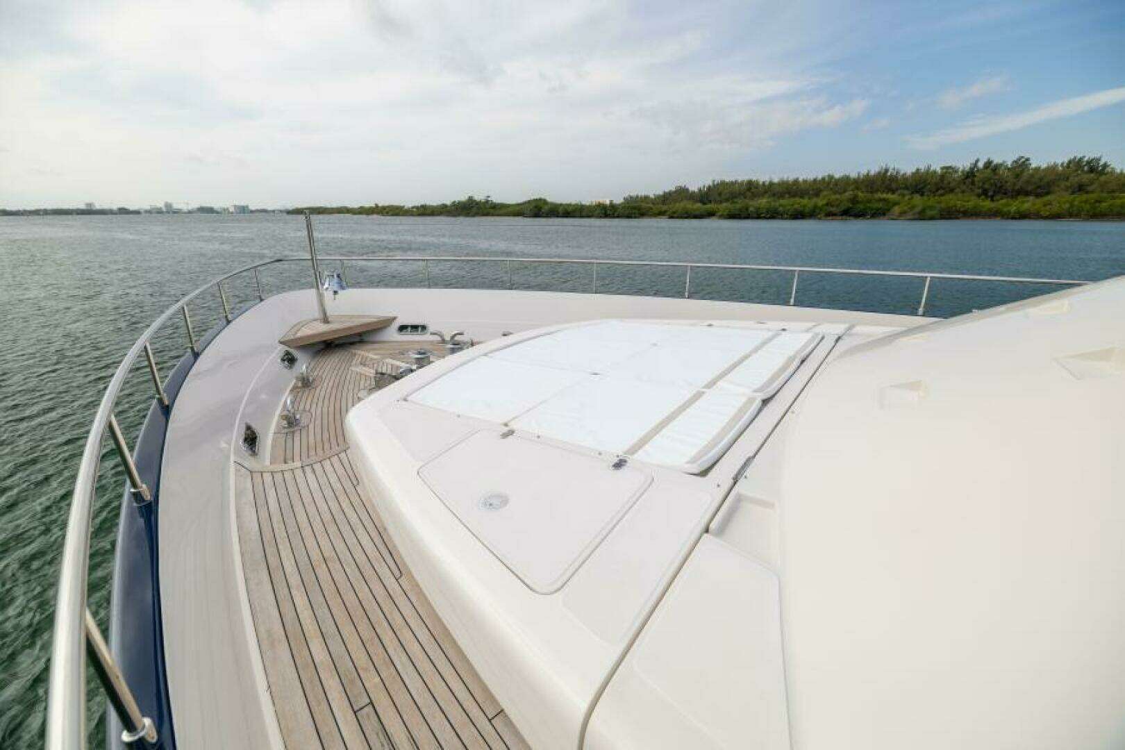 2001 Ferretti Yachts 94 Raised Pilothouse - Image 40