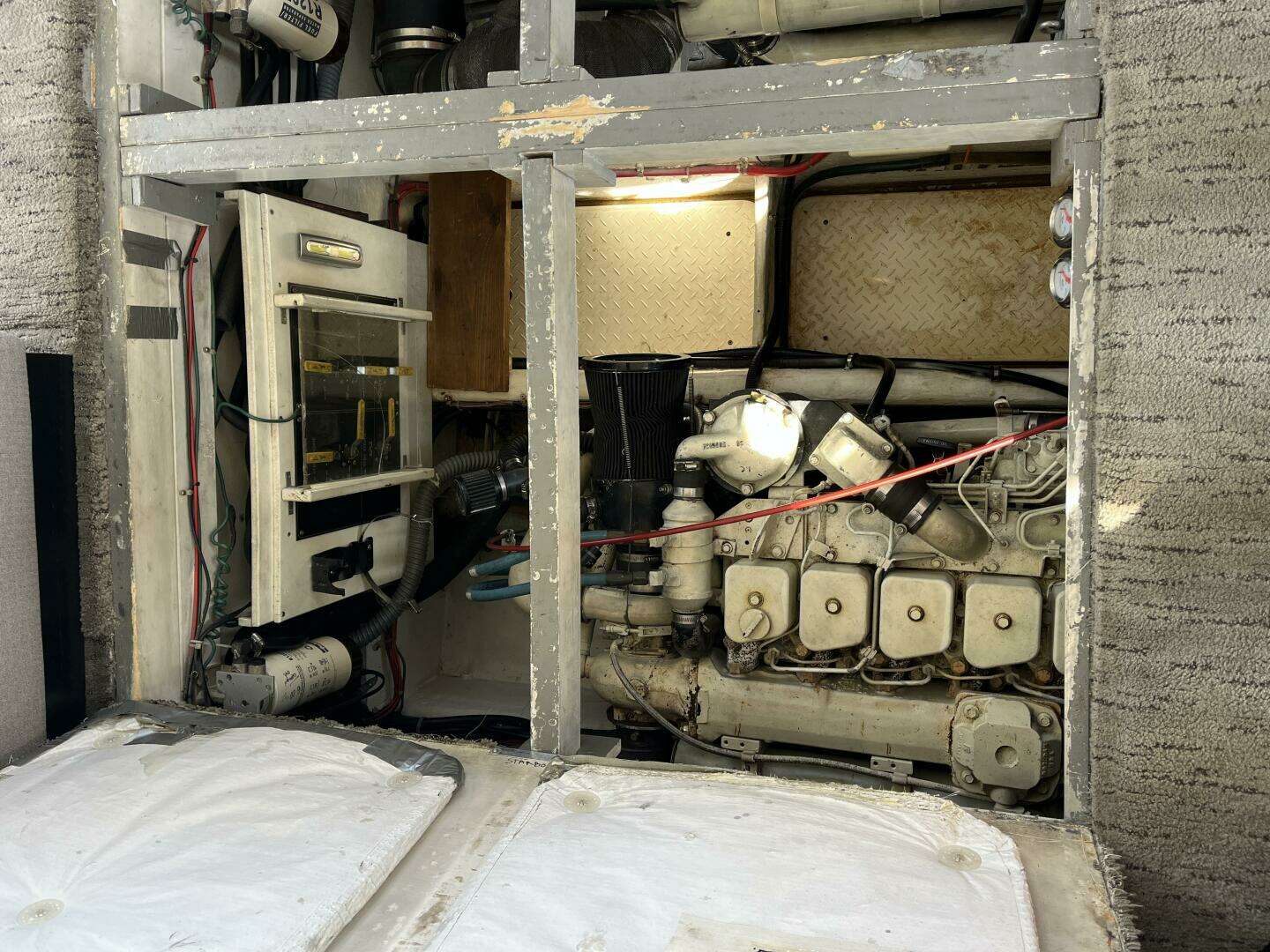 1996 Bayliner 3788 Command Bridge - Image 47