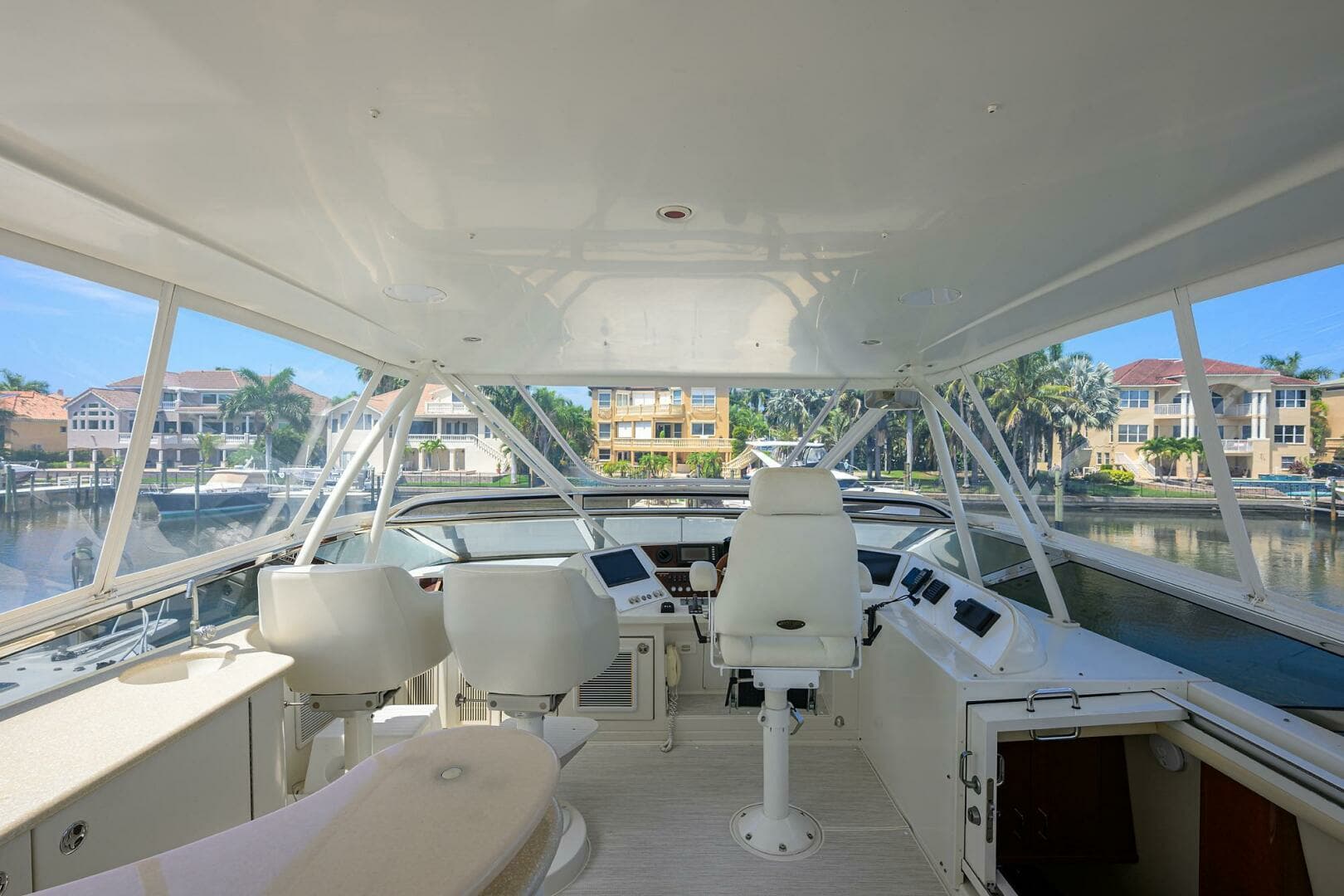 2005 Marquis 65 Motor Yacht - Image 38