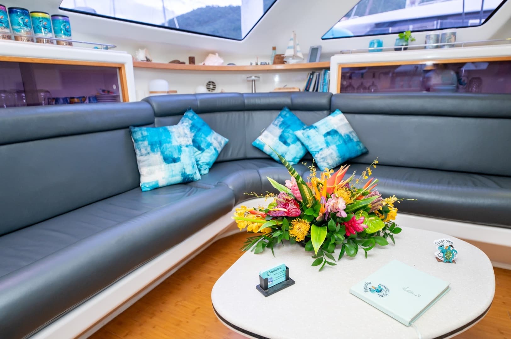2001 Voyage Yachts 500 - Image 10