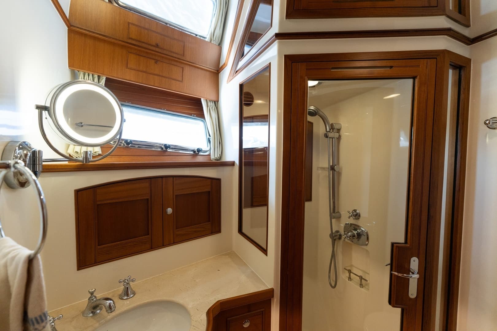 2016 Marlow Explorer 58E - Image 39
