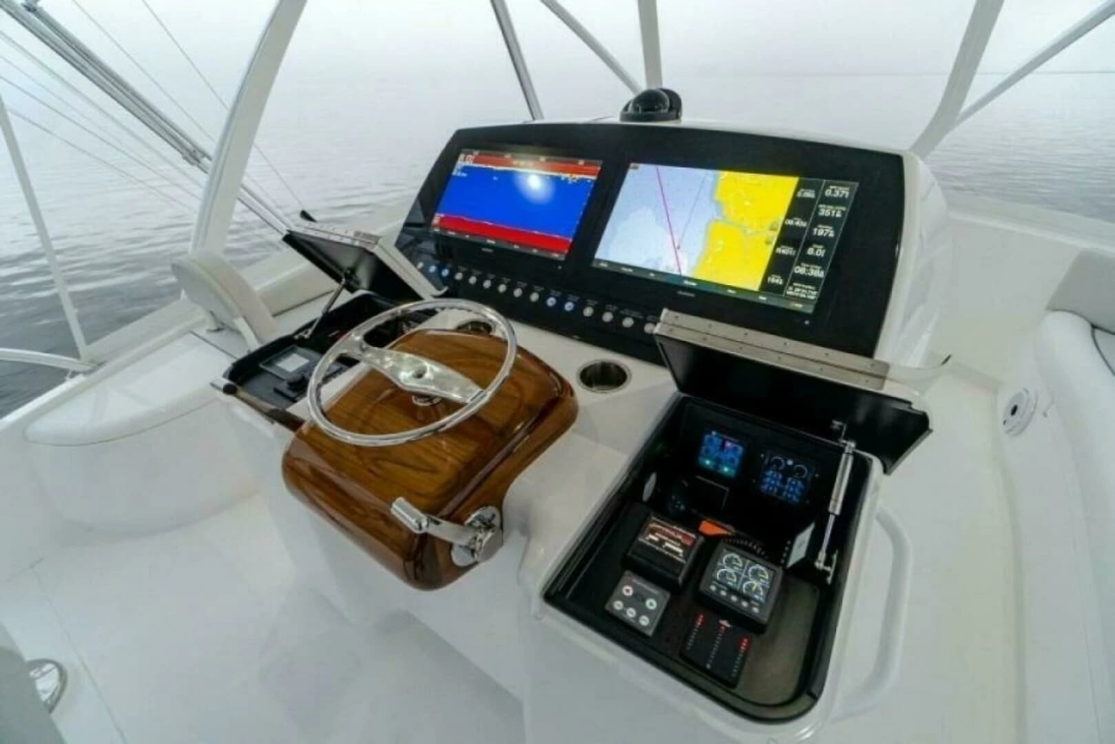 2027 Viking 54 Convertible - Image 15