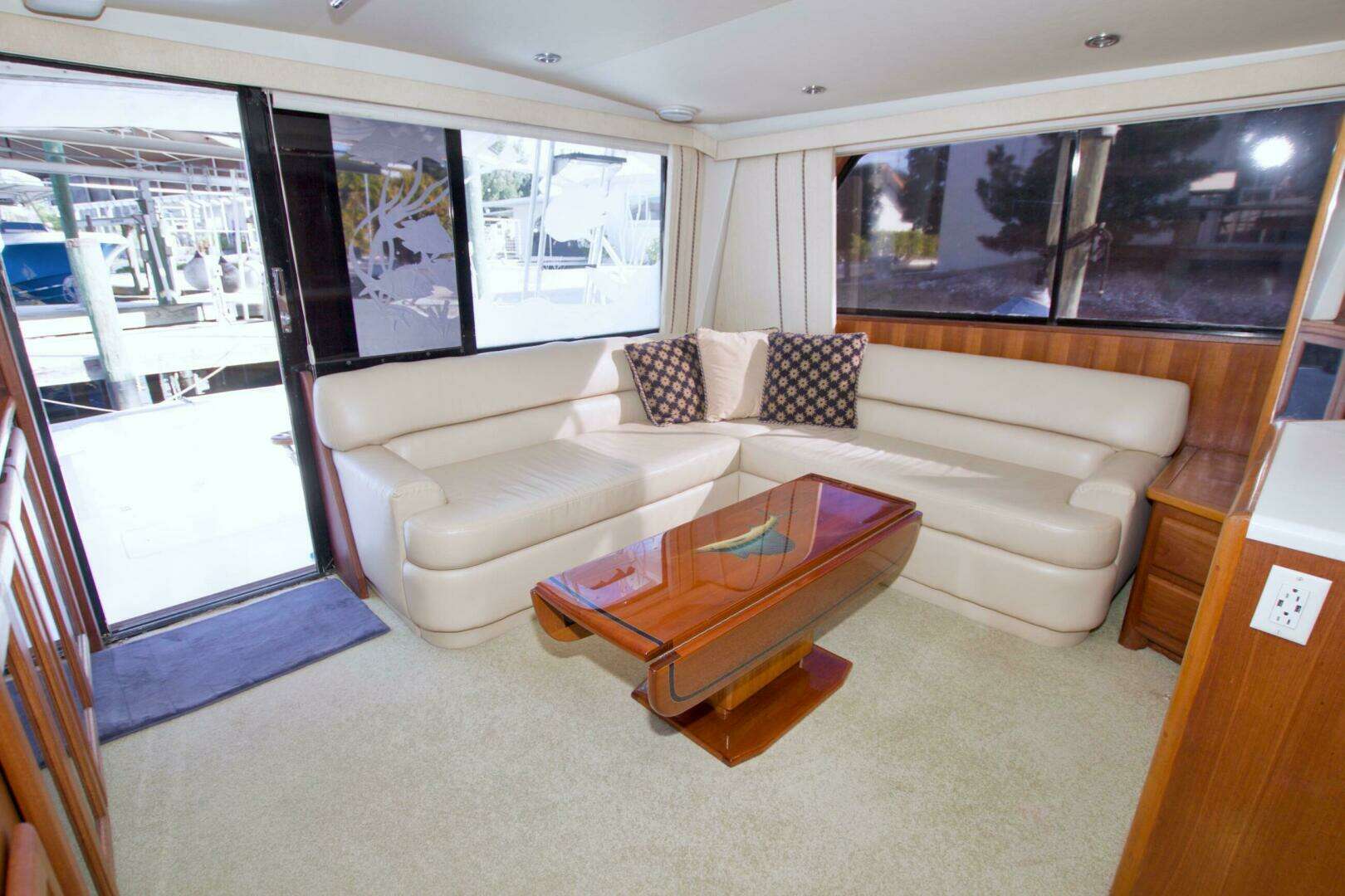 1990 Viking 53 Convertible - Image 46