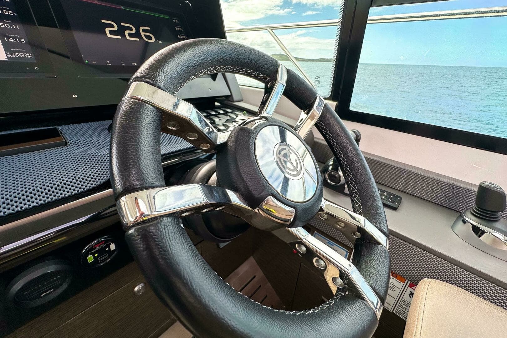 2019 Cruisers Yachts 50 Cantius - Image 32