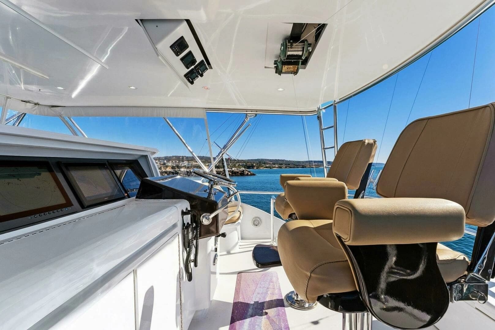 2007 Hatteras 64 Convertible - Image 36
