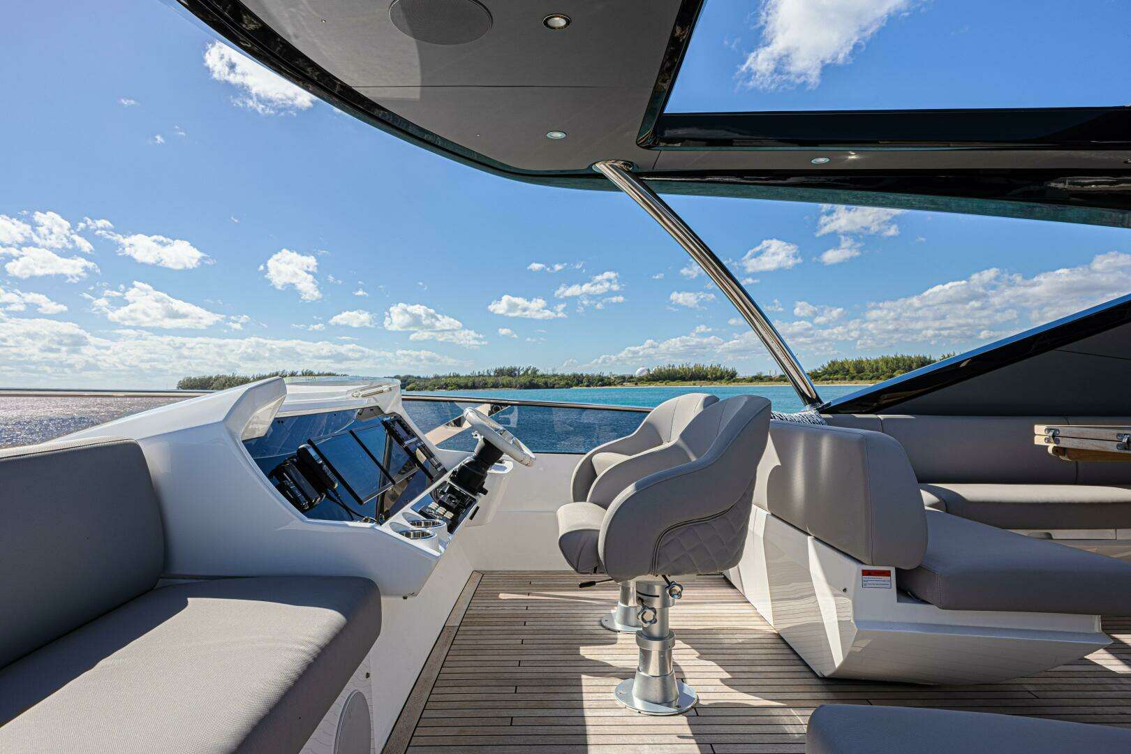 2025 Sunseeker — - Image 31