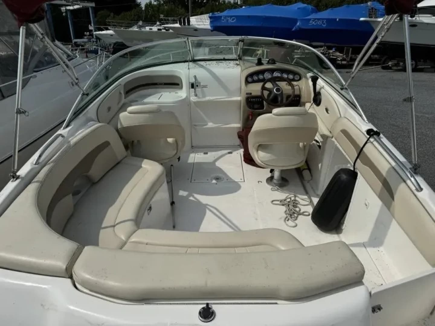 2004 Chaparral 235 SSi - Image 8