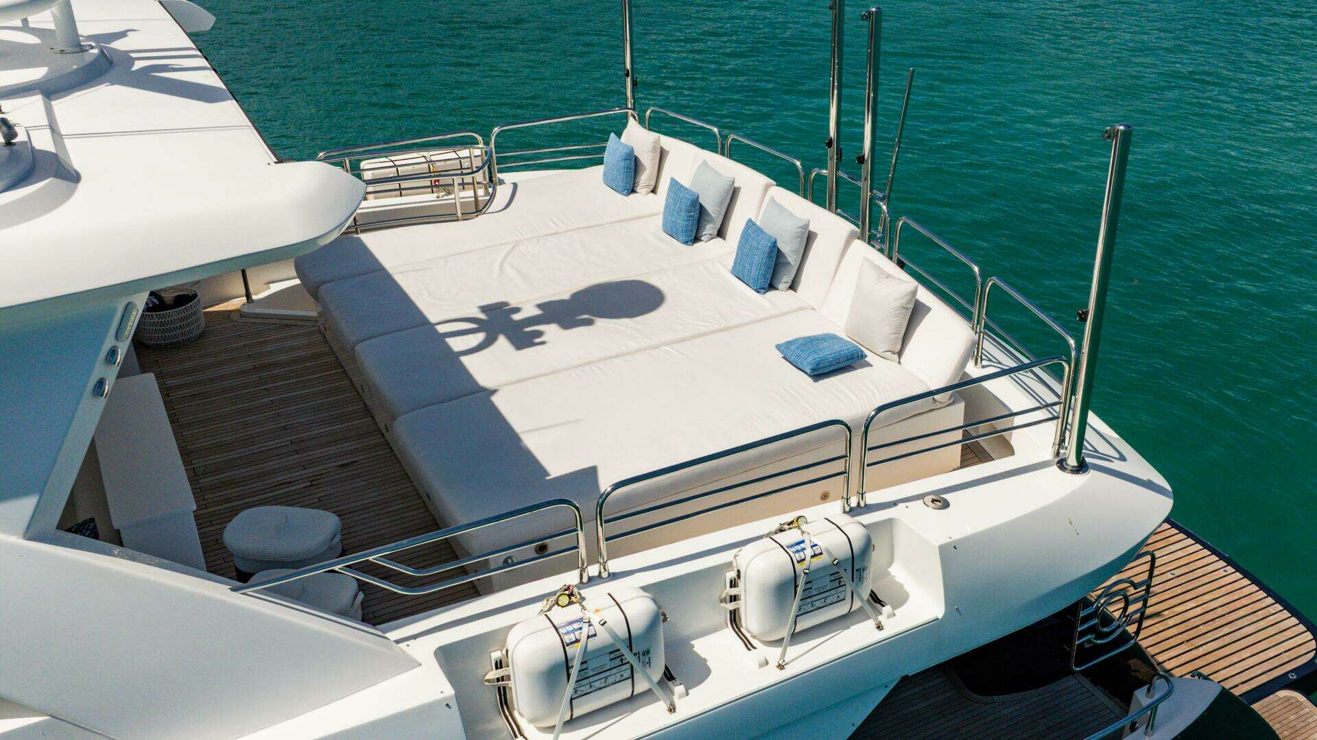 2011 Sunseeker 34 Metre Yacht - Image 10