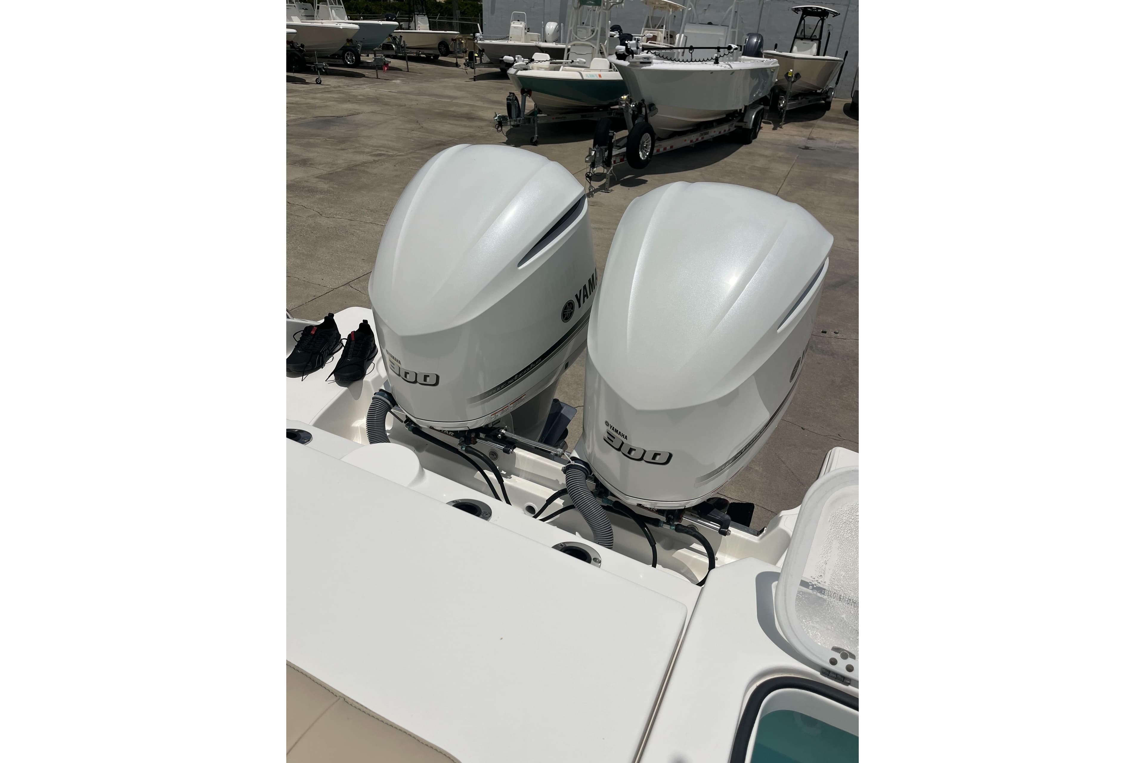 Twin Yamaha outboard engines on a 2019 Pursuit S 288 Sport boat.