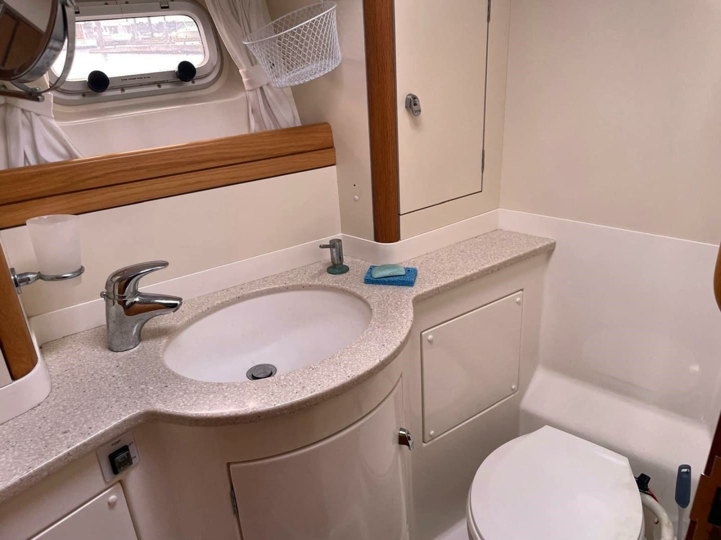 2003 Oyster Yachts — - Image 37