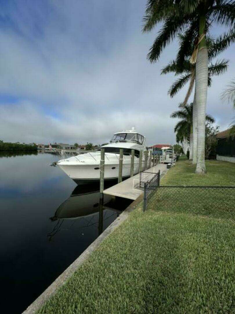 2008 Ovation 52 - Image 2
