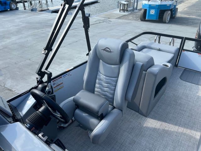 2025 SunCatcher Fusion Series 324SS - 15