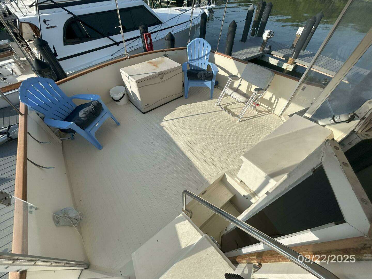 1984 Viking 44 - Image 25