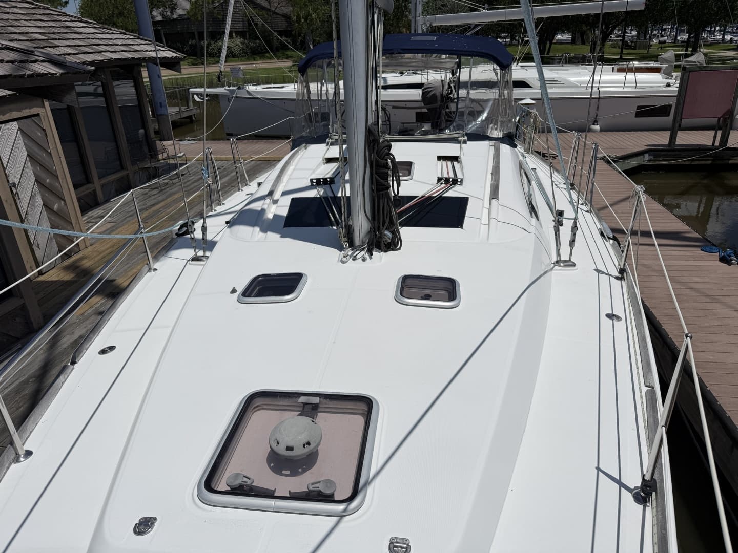 2008 Beneteau Oceanis 43 - Image 17
