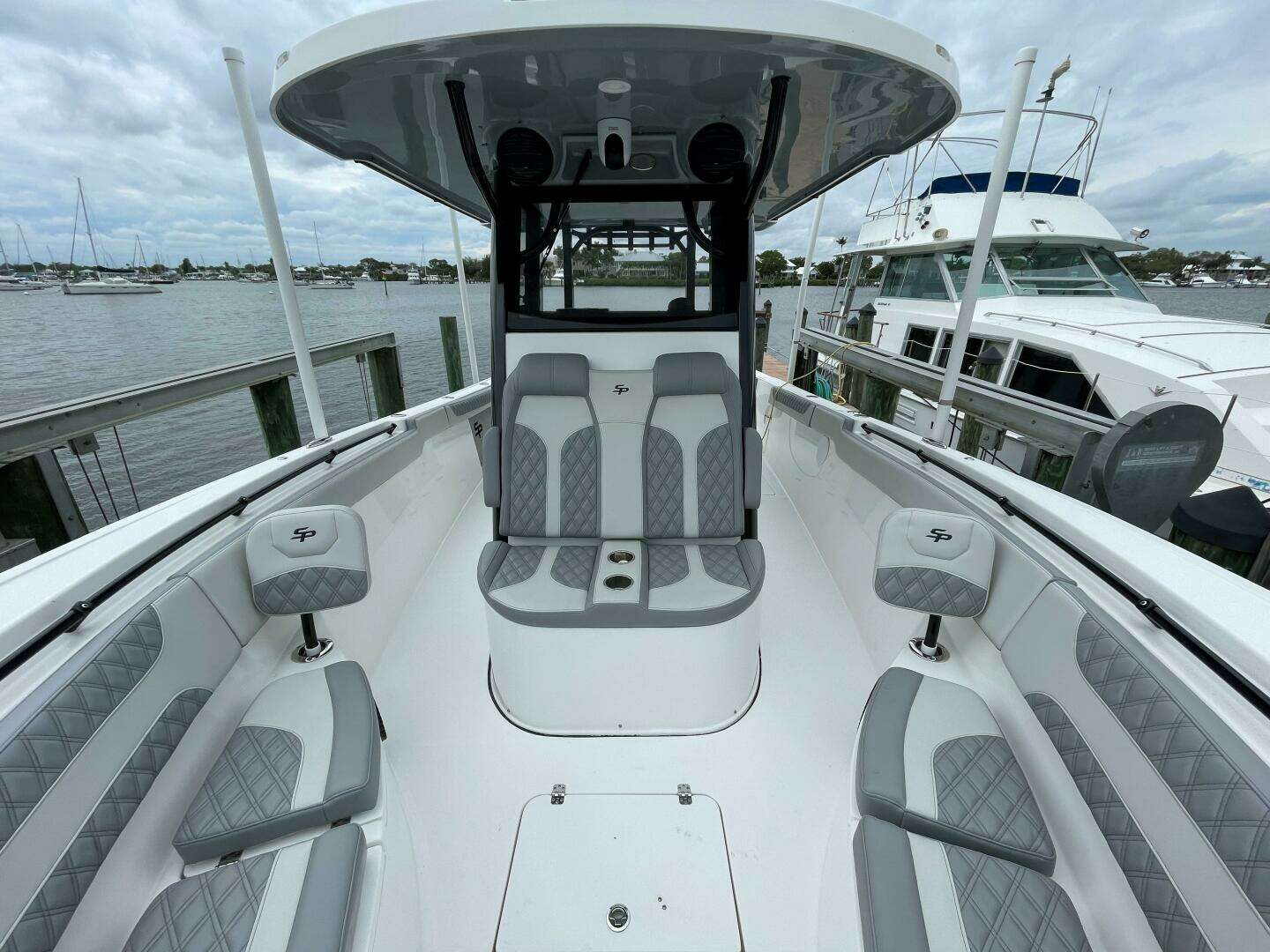 2023 Sea Pro 320 DLX - Image 10