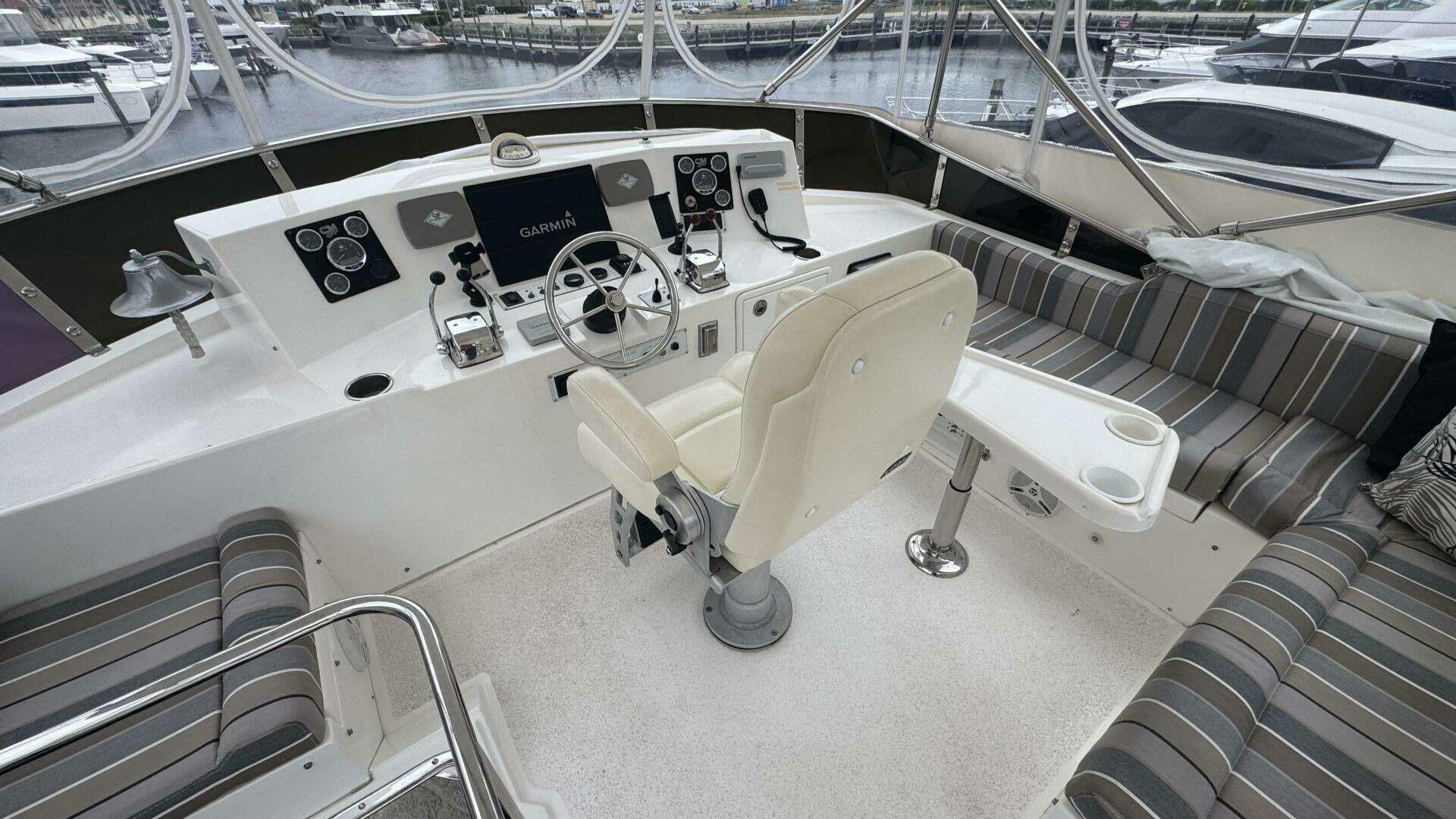2007 Jefferson 52 Pilothouse SE - Image 8