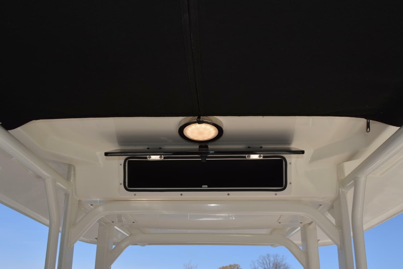 2021 Boston Whaler 270 Dauntless - Image 37