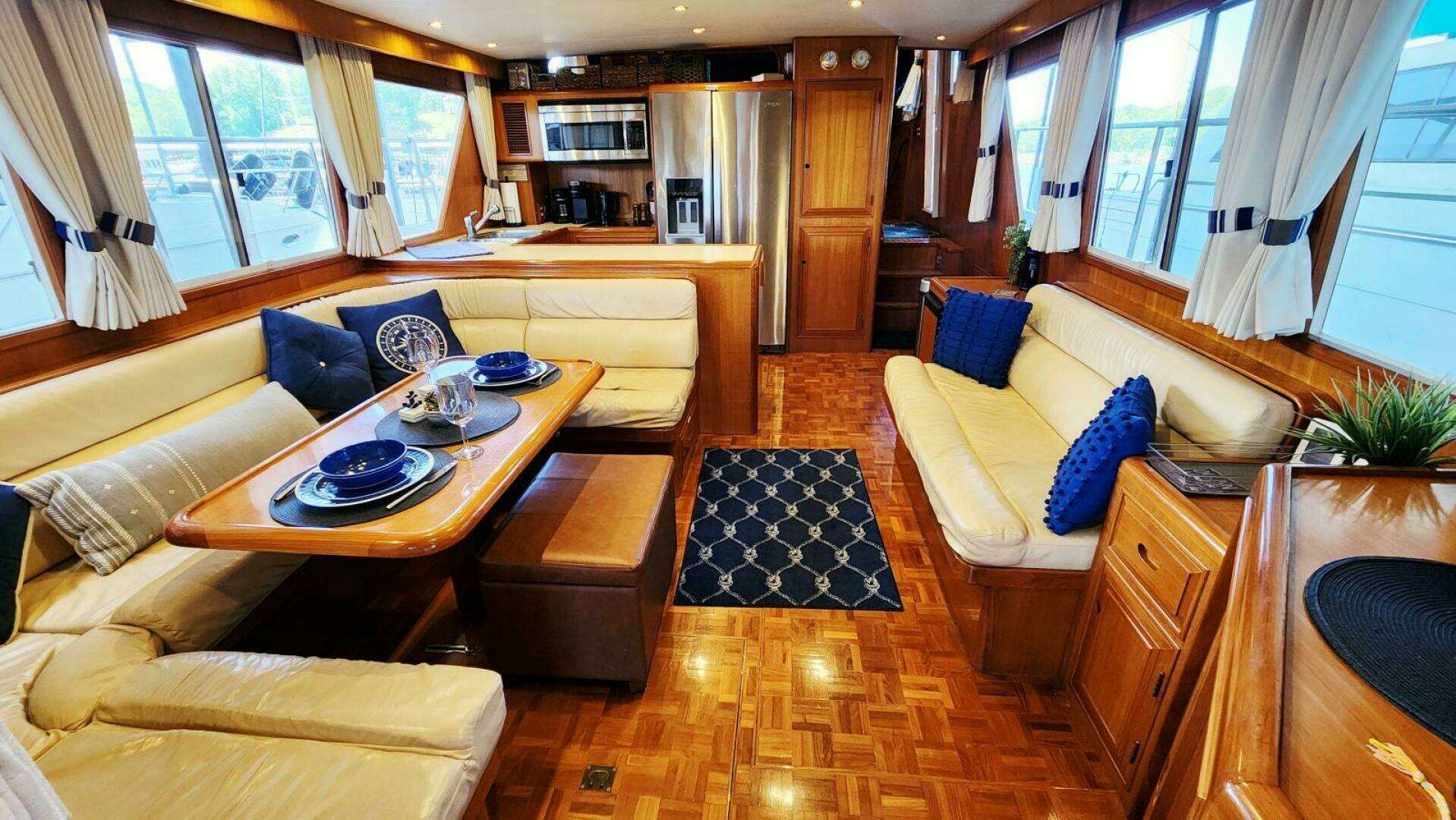 2000 Ocean Alexander 511 Classico - Image 10