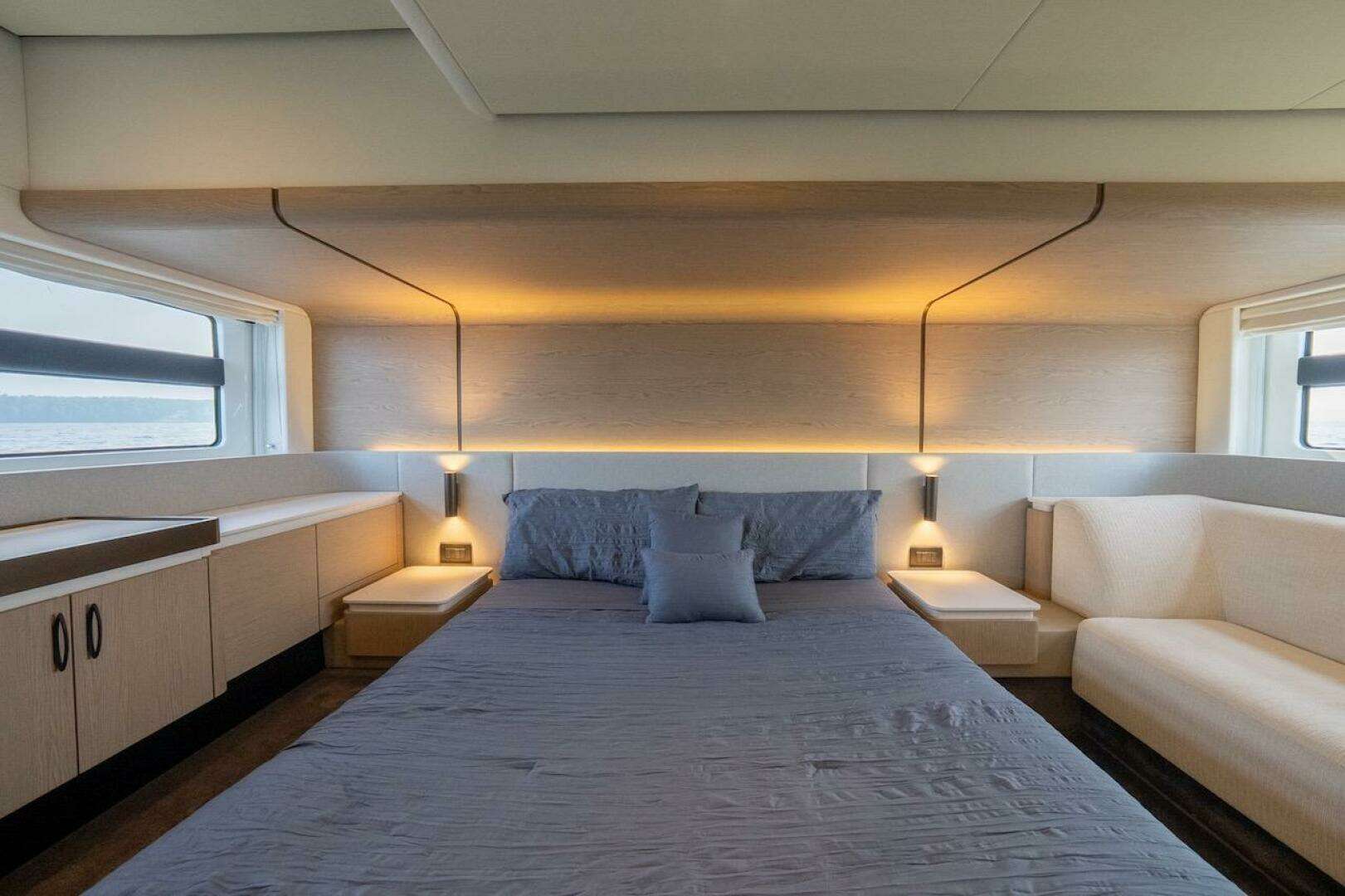 2023 Azimut Fly 53 - Image 84