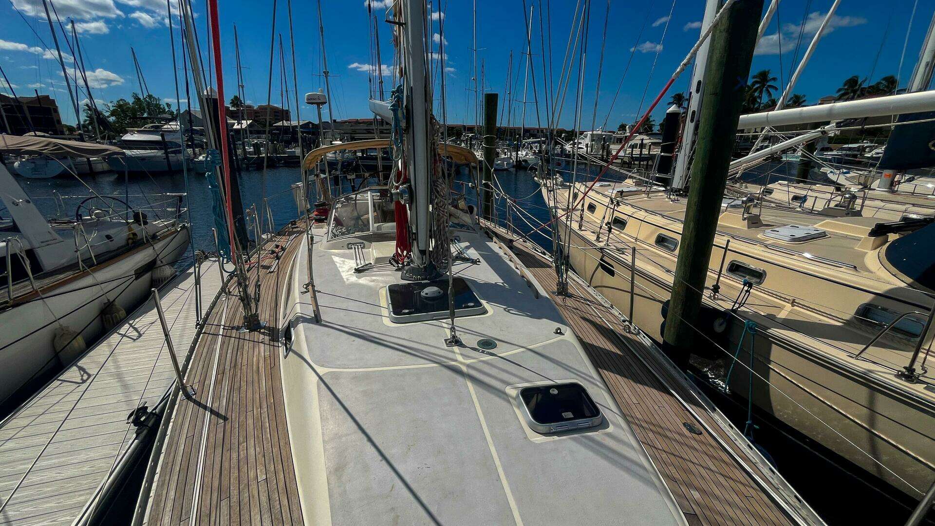 1991 Oyster Lightwave 48 - Image 47
