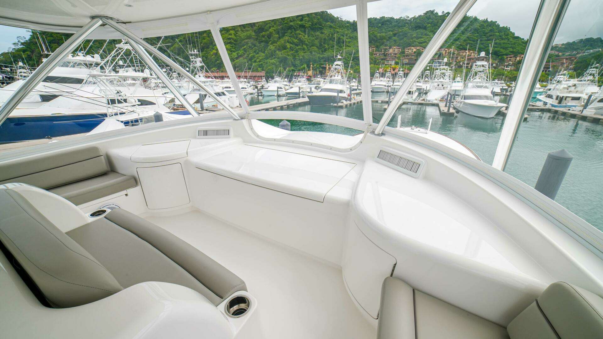 2023 Viking 72 Convertible - Image 28