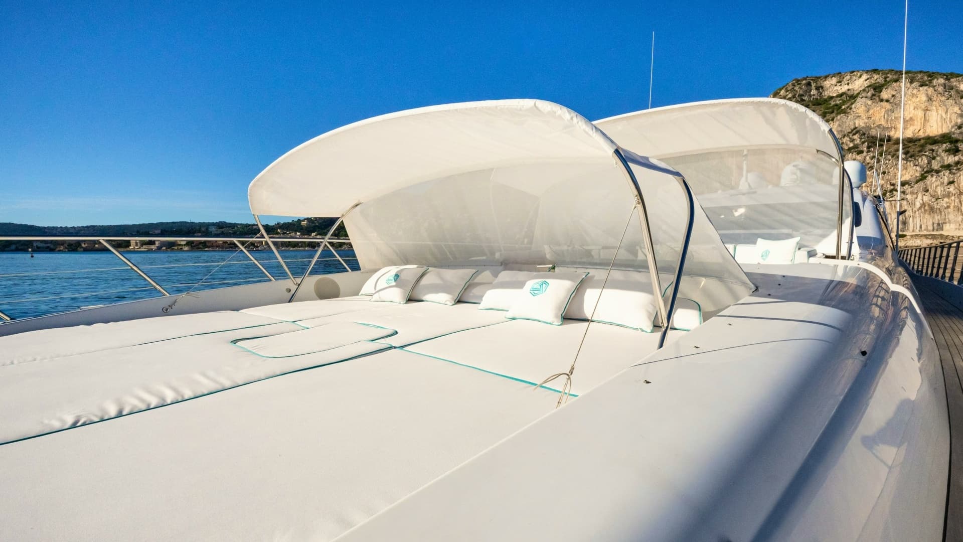 2007 Overmarine Mangusta 130 - Image 16