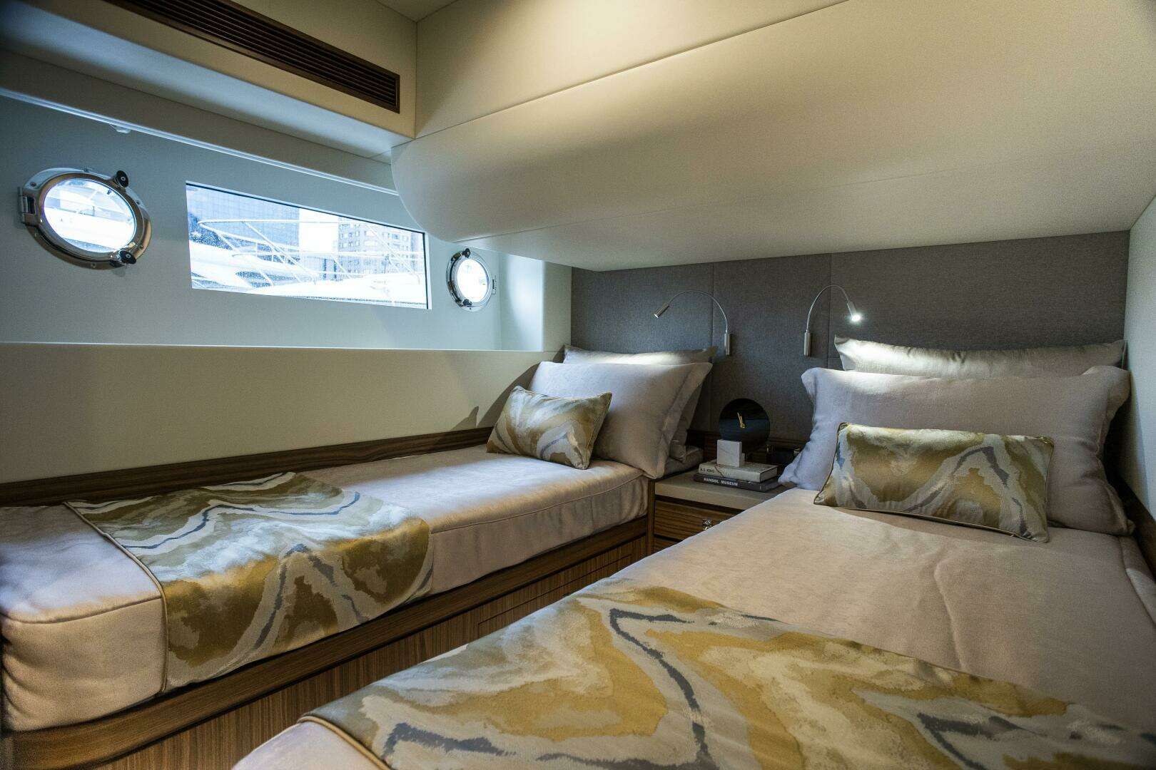 2026 Johnson Skylounge - Image 16