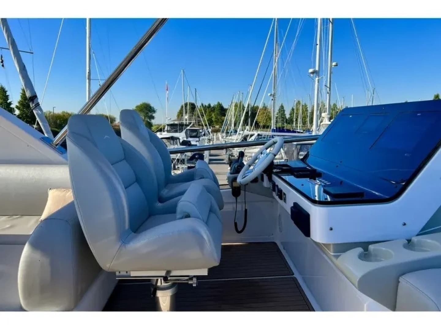 2024 Azimut FLY 60 - Image 18