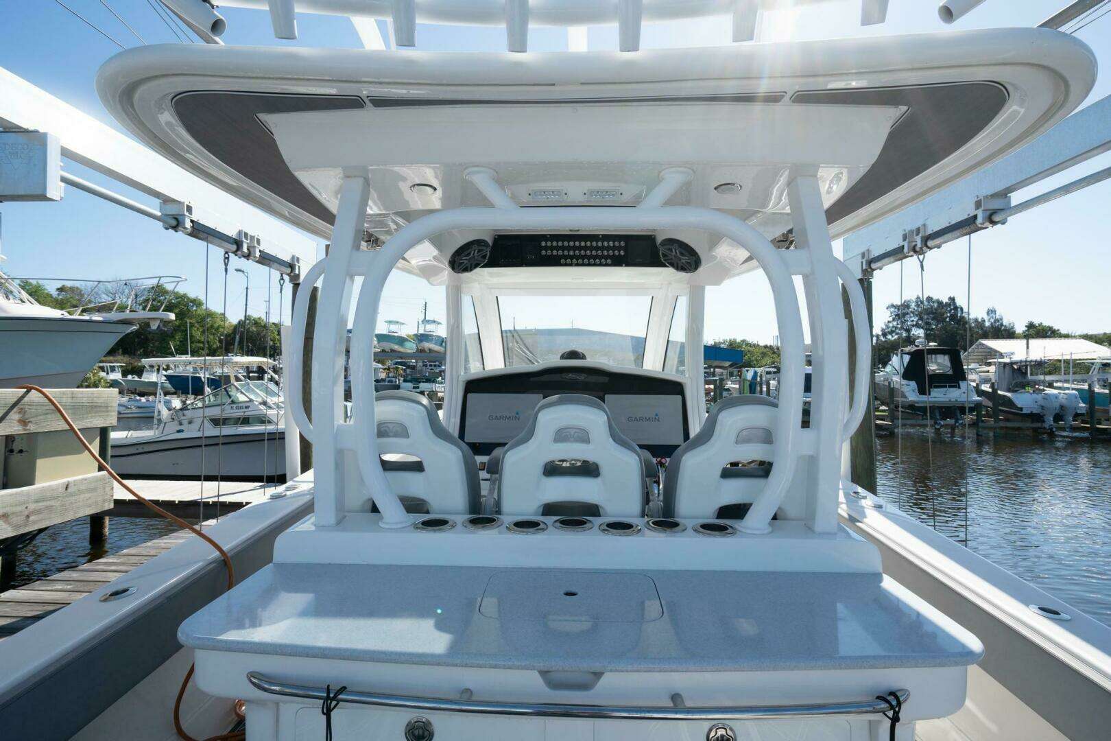 2020 BlackWater 43 Sportfish - Image 30