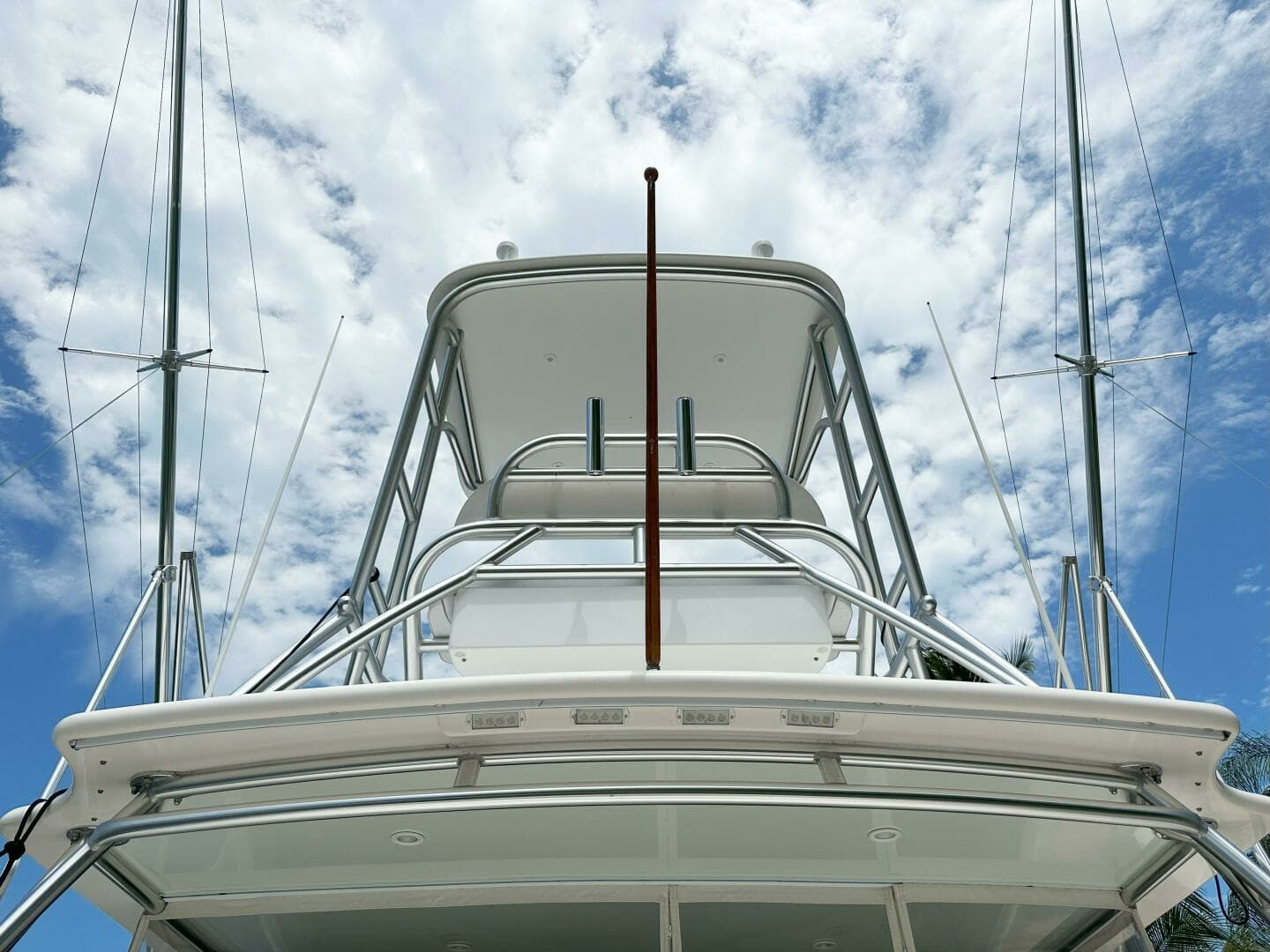 2011 Tiara Yachts 4300 Open - Image 11