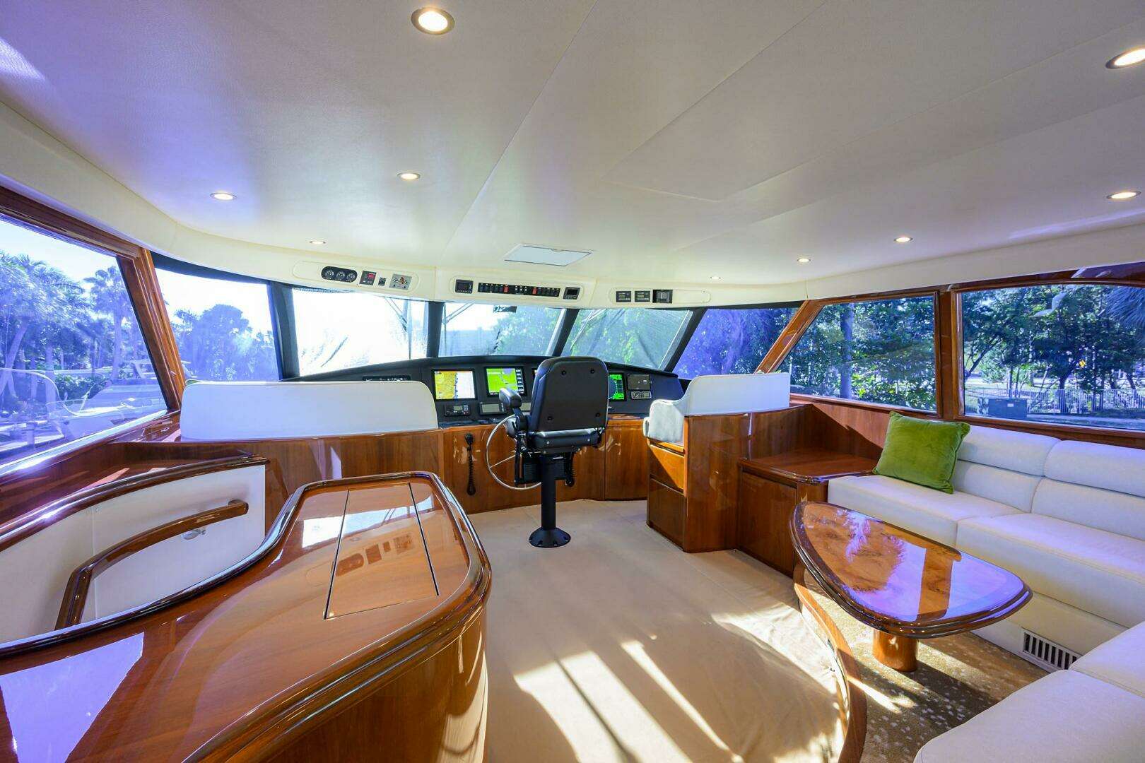 2014 Viking 76 Enclosed Bridge - Image 43