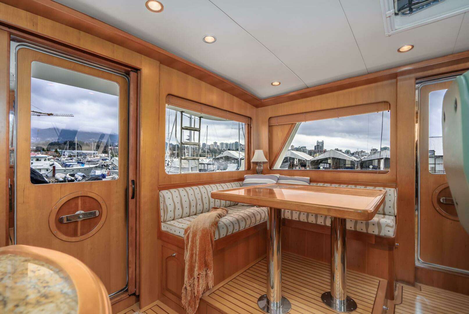 2005 President Skylounge - Image 34