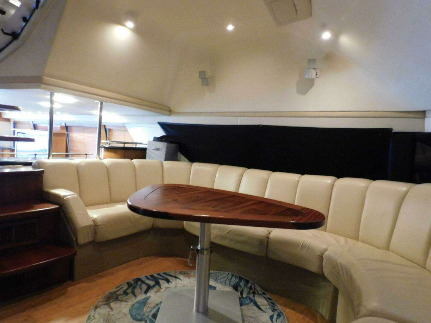 2002 Carver 570 Voyager Pilothouse - Image 19