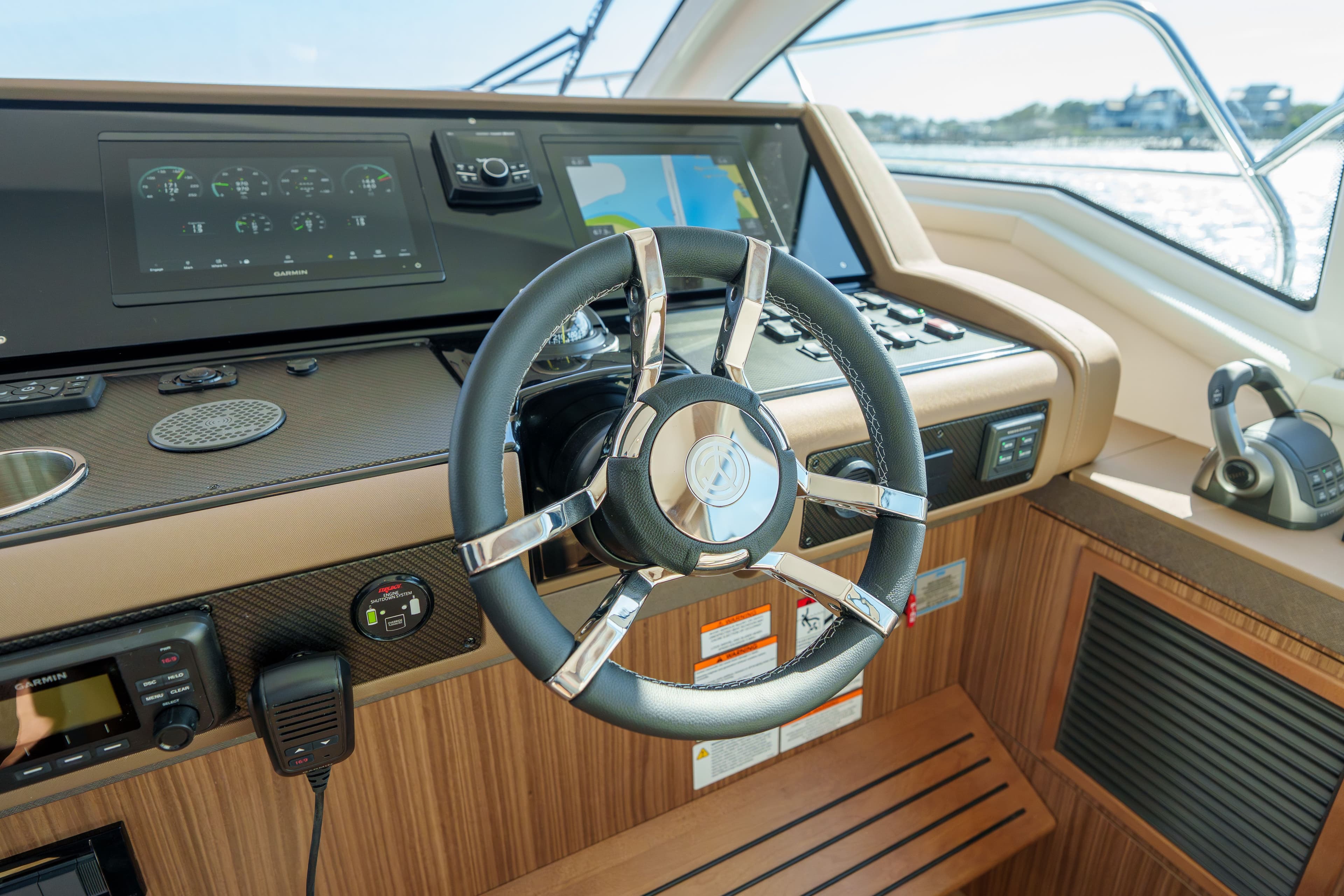 2026 Cruisers Yachts 42 Cantius - 30