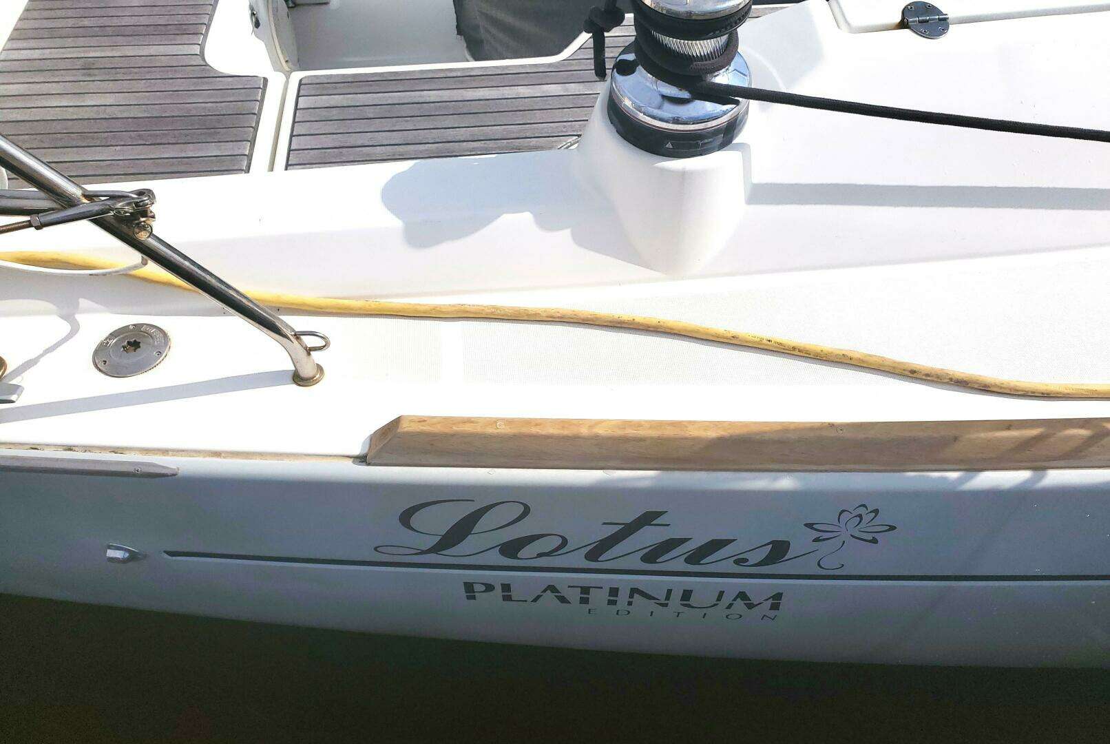 2015 Beneteau Oceanis - Image 9