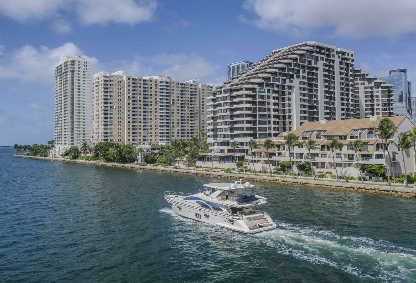 2008 Azimut 75 - Image 37