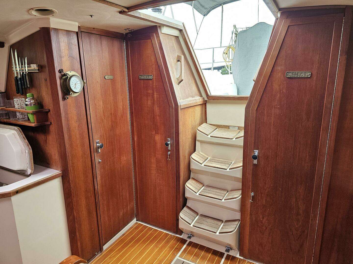 1989 Catalina 42 - Image 13