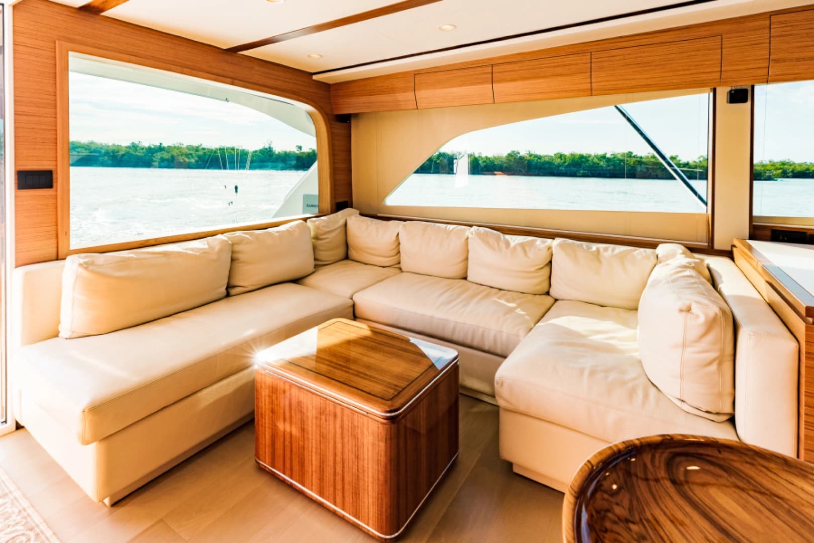 2020 Bertram 61 Convertible - Image 6