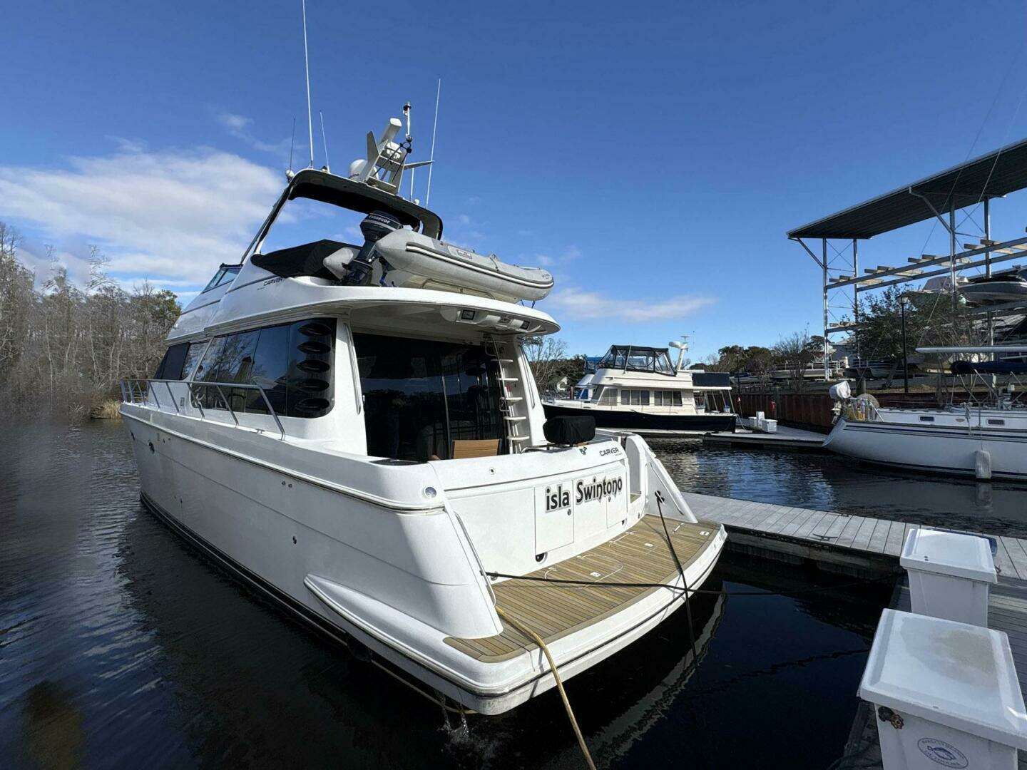 1999 Carver 530 Voyager Pilothouse - Image 3