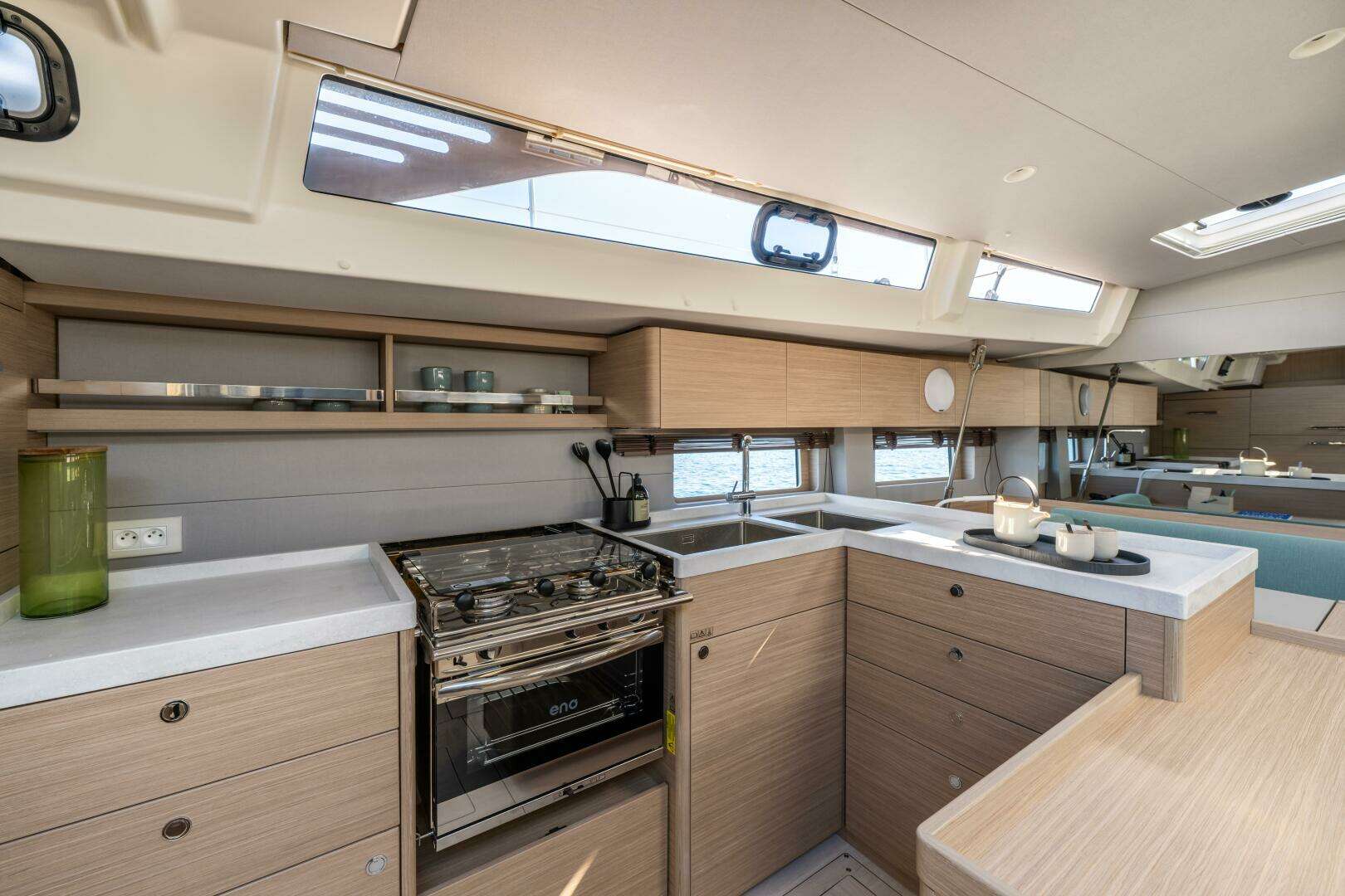 2026 Beneteau Oceanis 52 - Image 8
