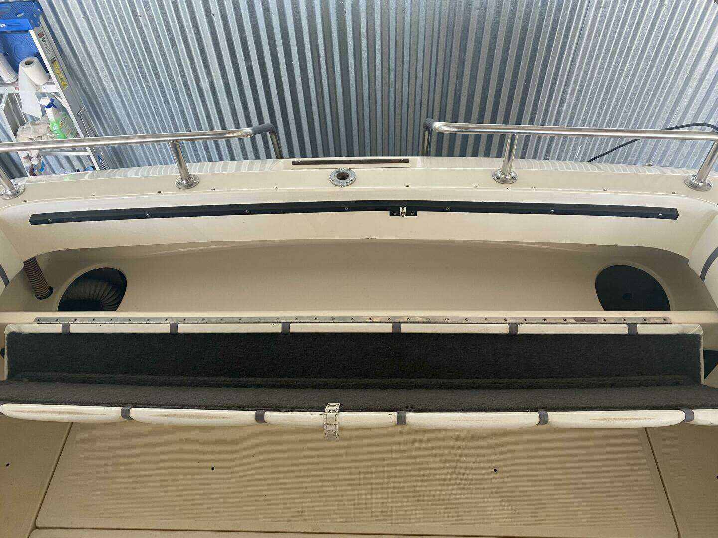 1985 Tiara Sport 2600 Continental - Image 16